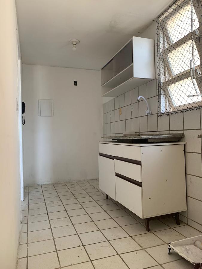 Apartamento para alugar com 2 quartos, 68m² - Foto 14