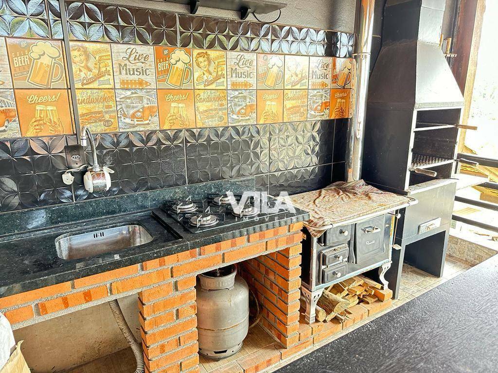 Casa à venda com 3 quartos, 156m² - Foto 14