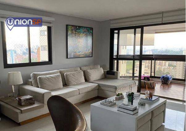 Apartamento à venda com 4 quartos, 207m² - Foto 1