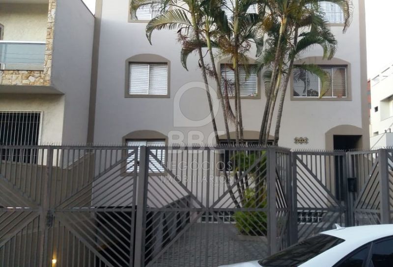 Apartamento à venda com 4 quartos, 230m² - Foto 1