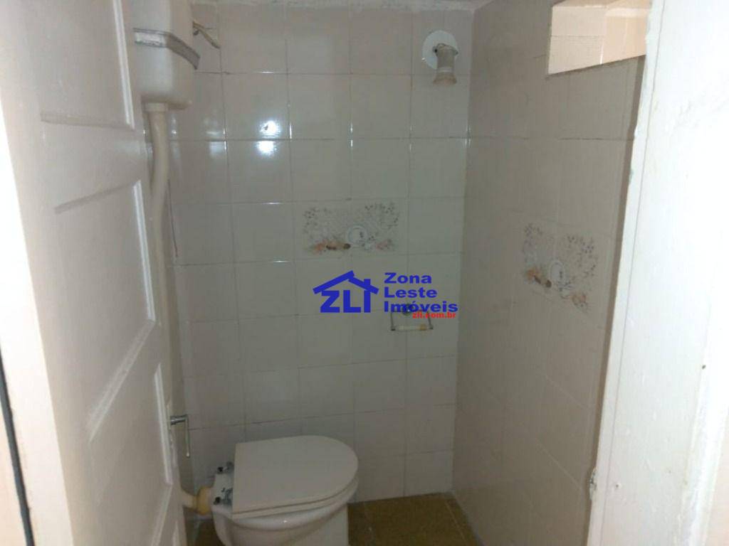 Casa à venda com 2 quartos, 200m² - Foto 8