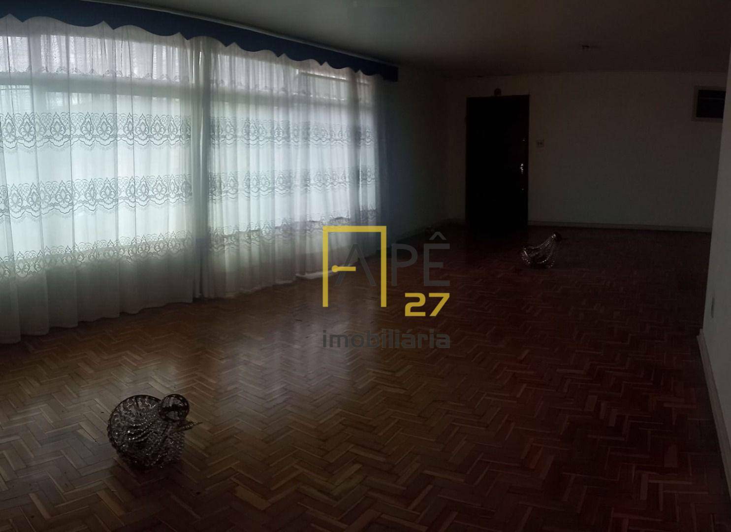 Casa para alugar com 3 quartos, 180m² - Foto 18