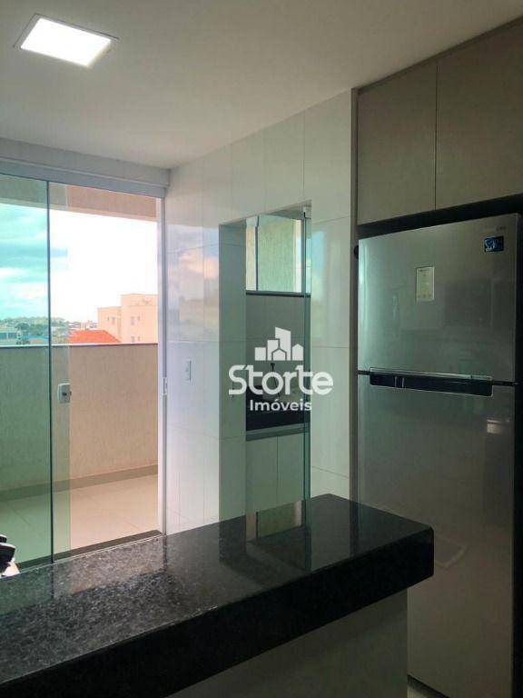 Apartamento à venda com 2 quartos, 60m² - Foto 7