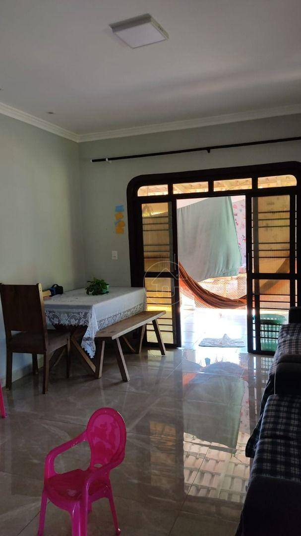 Casa à venda com 3 quartos, 280m² - Foto 10