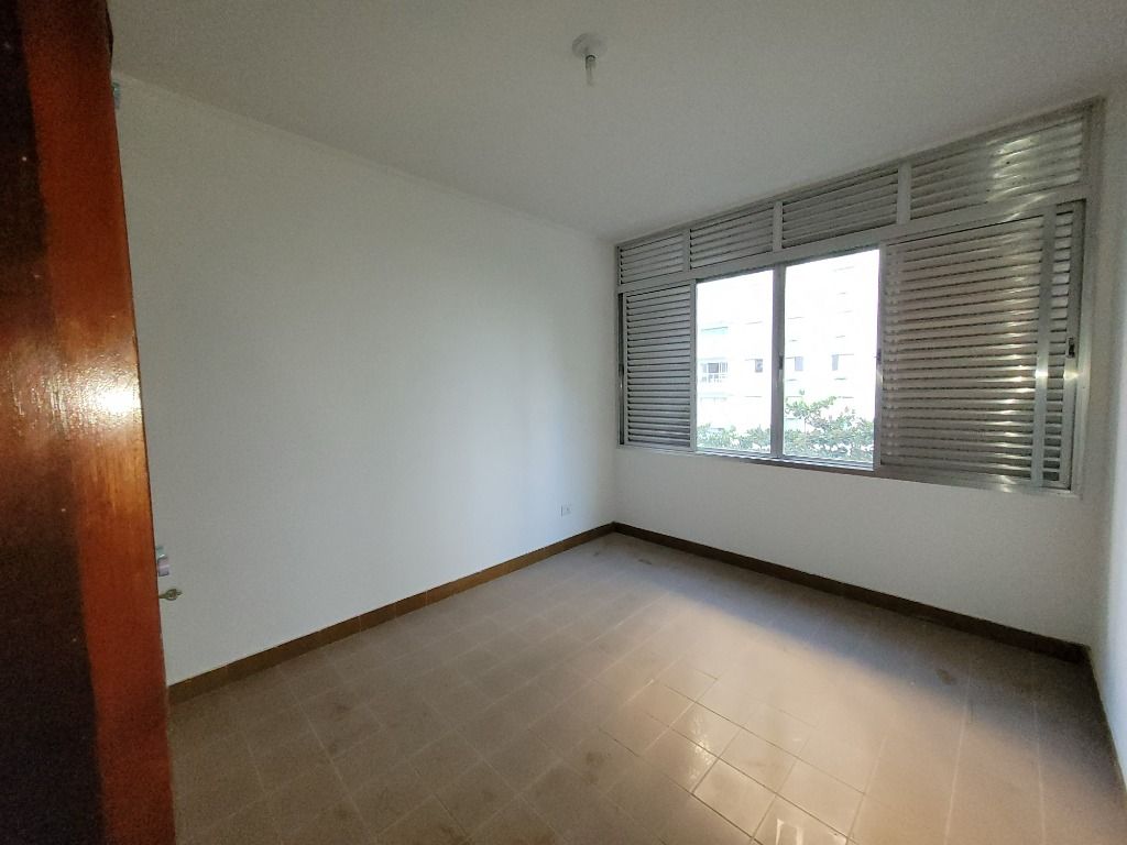 Apartamento à venda com 3 quartos, 100m² - Foto 6