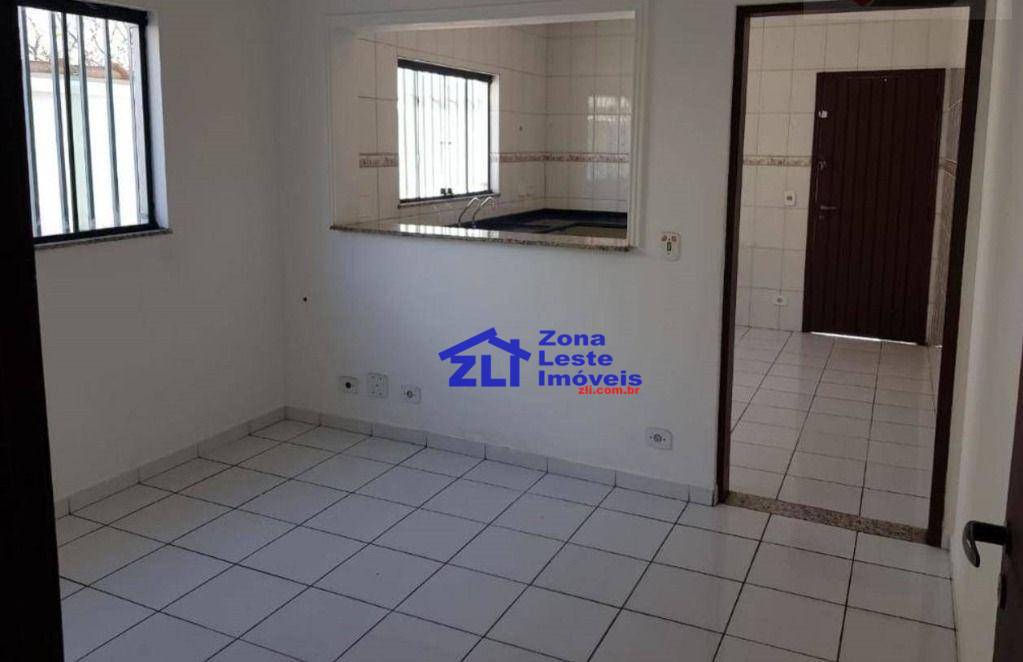 Sobrado à venda com 3 quartos, 200m² - Foto 11