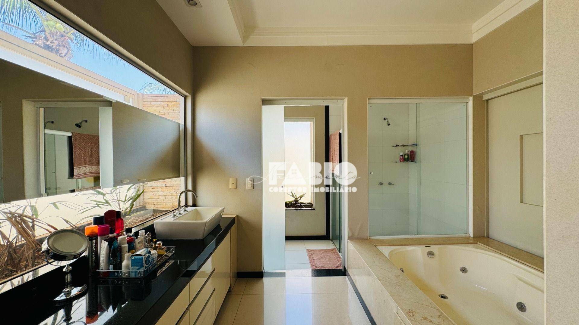 Casa à venda com 4 quartos, 350m² - Foto 35