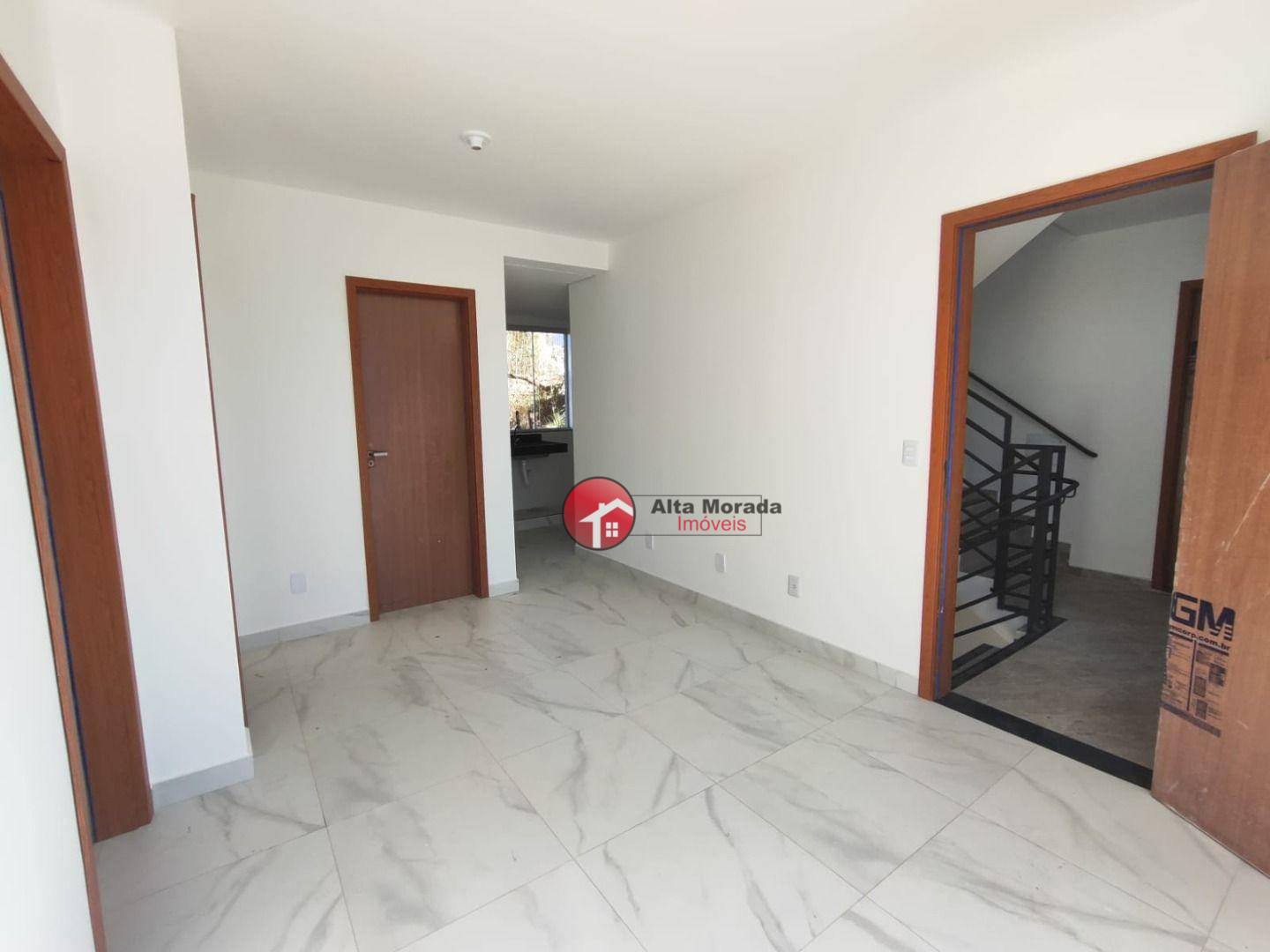 Apartamento à venda com 2 quartos, 44m² - Foto 1