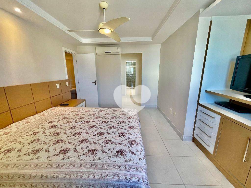 Cobertura para alugar com 4 quartos, 260m² - Foto 22