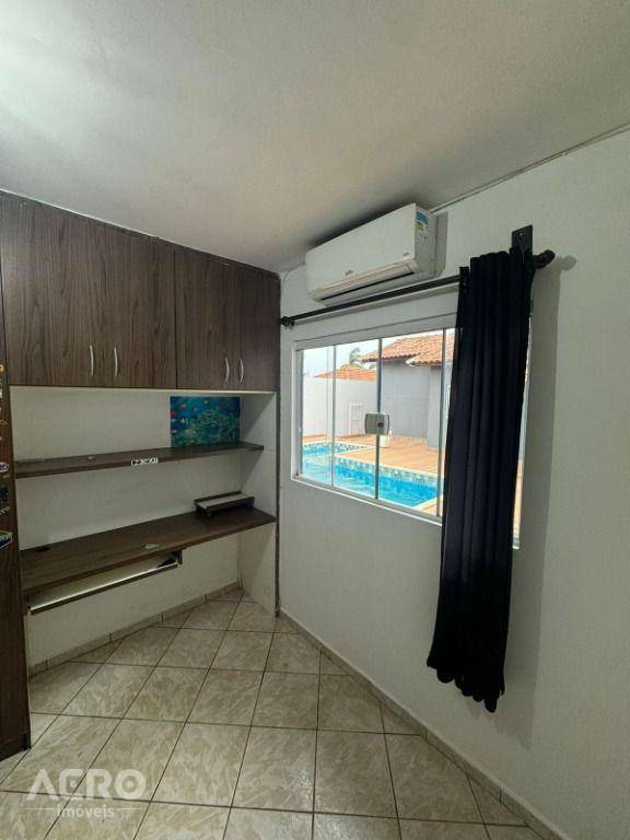 Casa à venda com 3 quartos, 190m² - Foto 4