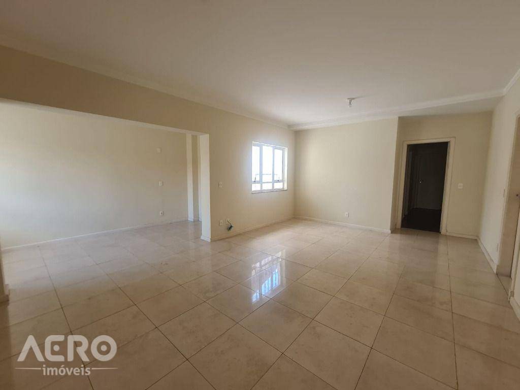 Casa de Condomínio à venda com 4 quartos, 224m² - Foto 24