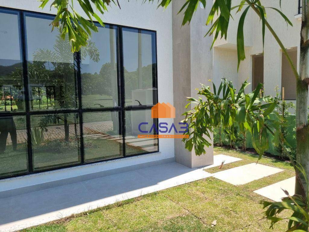 Casa de Condomínio à venda com 3 quartos, 204m² - Foto 7