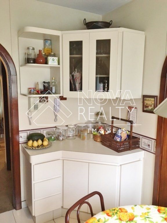 Apartamento à venda com 4 quartos, 218m² - Foto 14