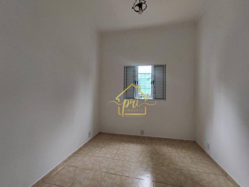 Casa à venda com 3 quartos, 205m² - Foto 16