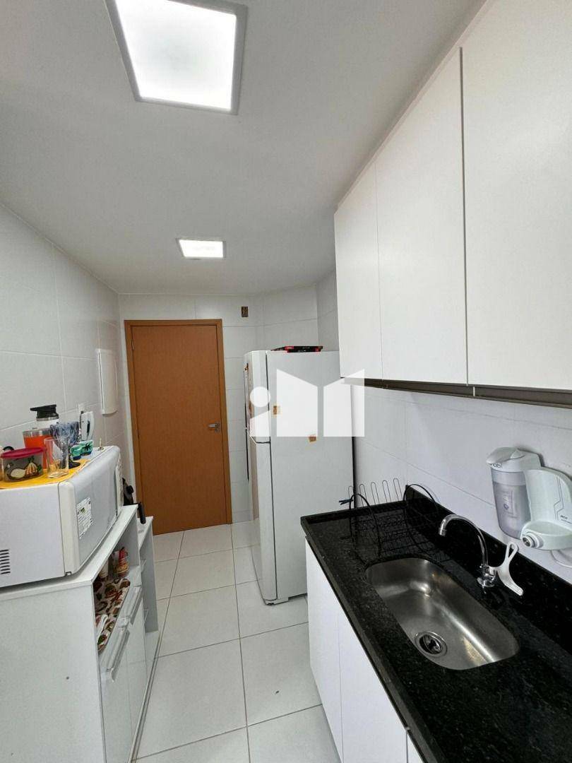 Apartamento à venda com 2 quartos, 60m² - Foto 18