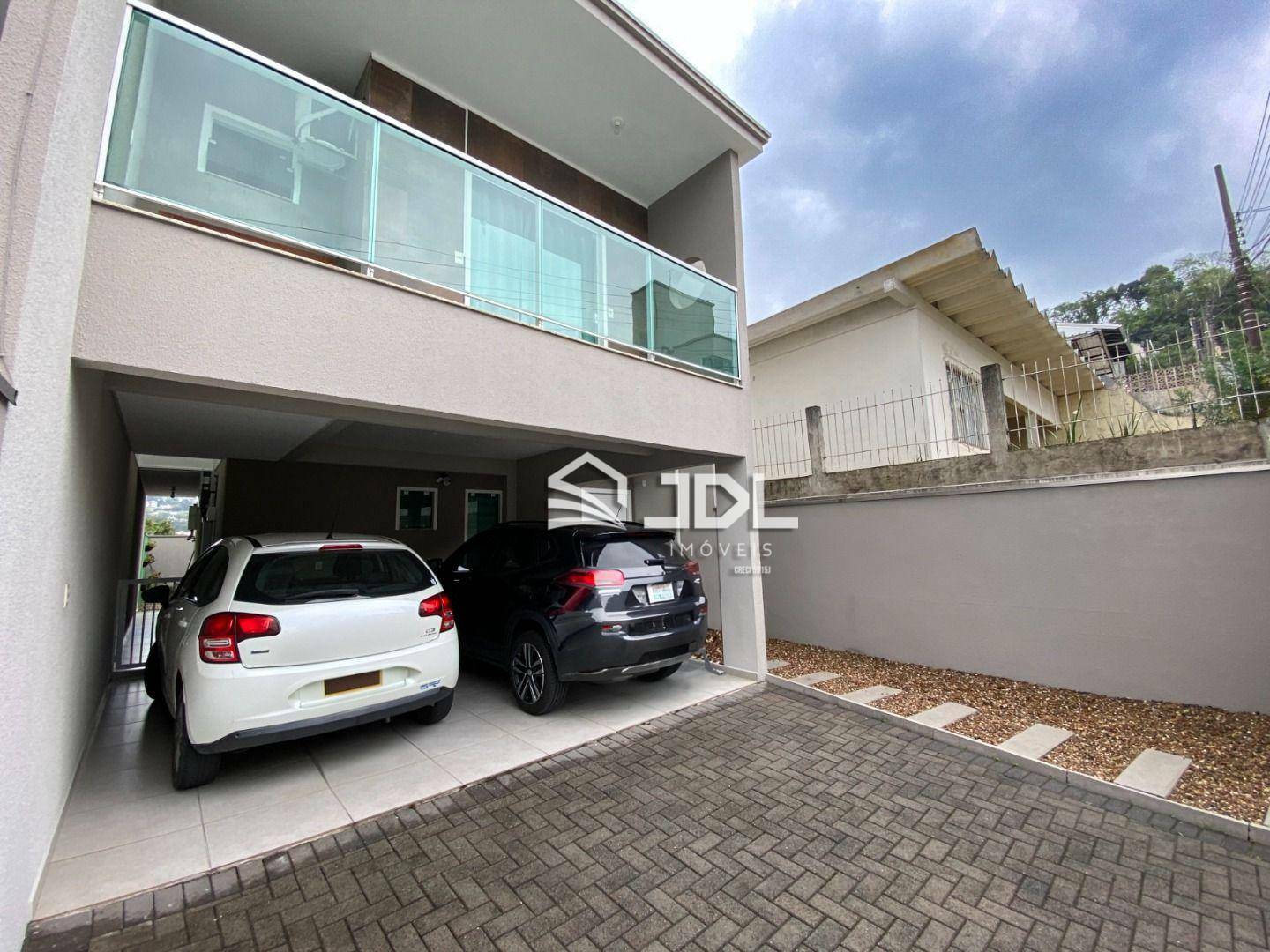 Casa à venda com 3 quartos, 174m² - Foto 2