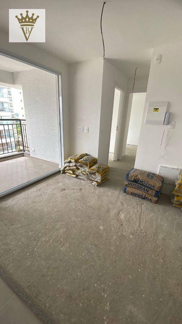 Apartamento à venda com 2 quartos, 42m² - Foto 4