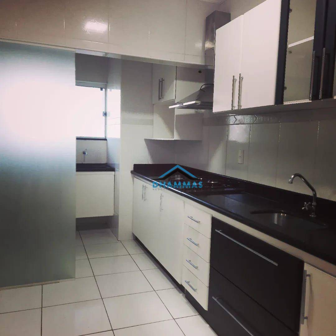 Apartamento à venda com 3 quartos, 82m² - Foto 14