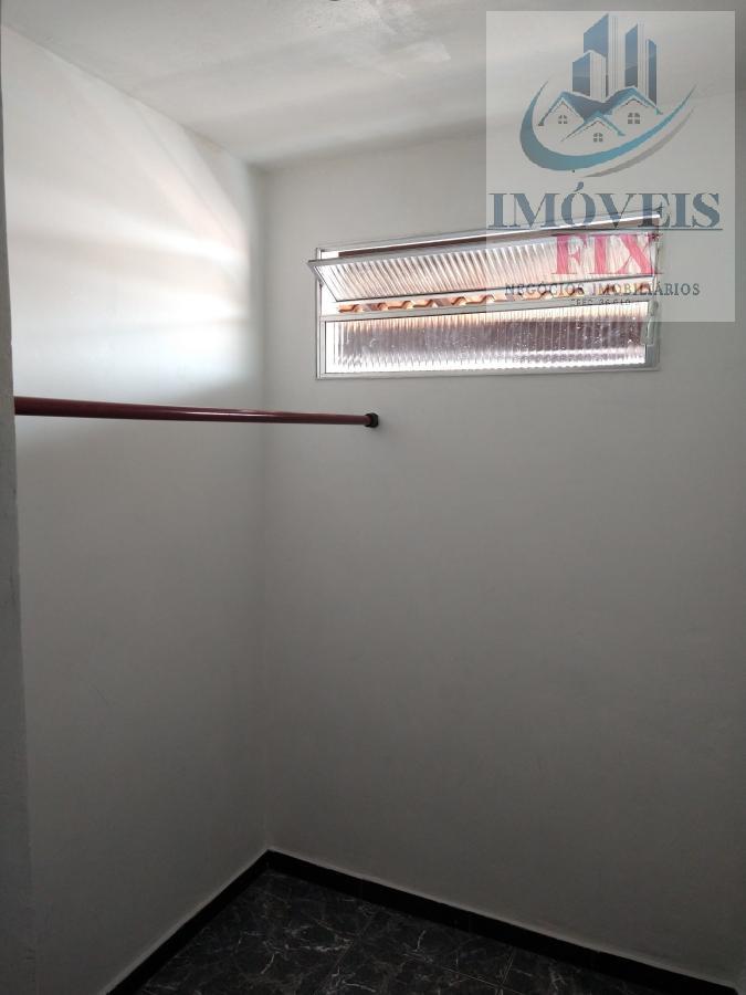 Casa à venda com 3 quartos, 186m² - Foto 12