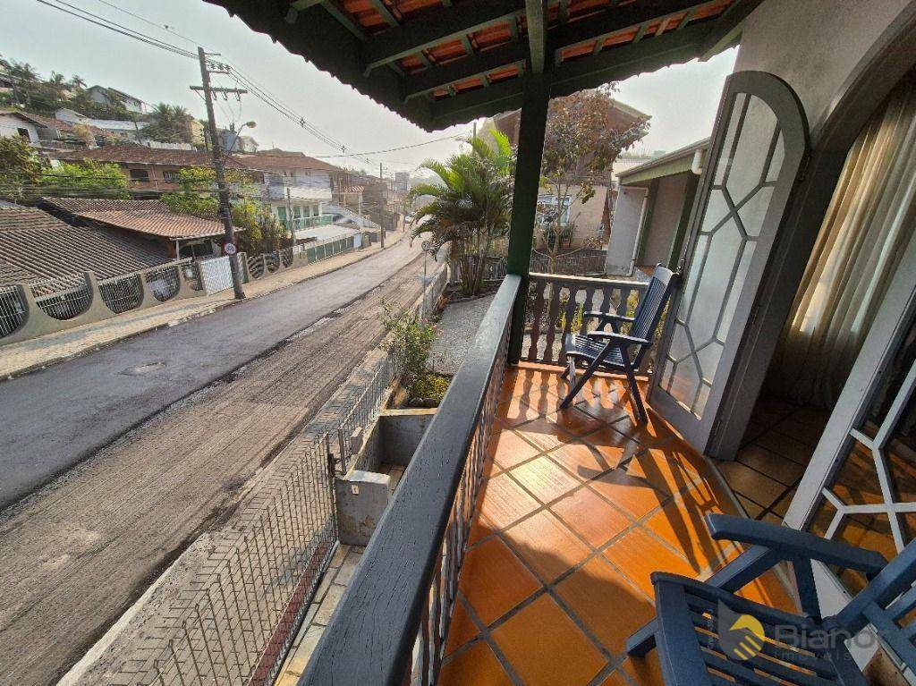 Casa à venda com 3 quartos, 160m² - Foto 5