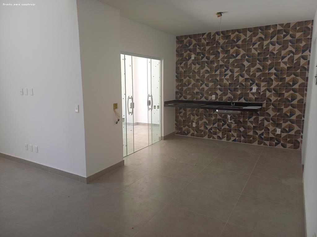 Casa à venda com 3 quartos, 115m² - Foto 3