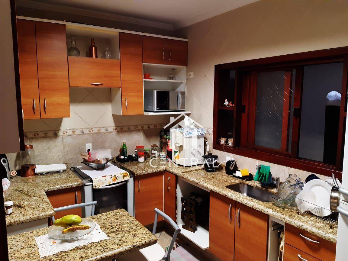 Sobrado à venda com 4 quartos, 250m² - Foto 13