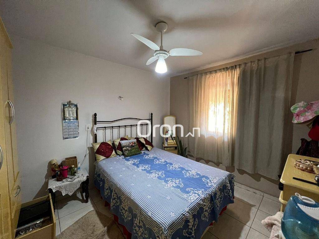 Casa à venda com 3 quartos, 180m² - Foto 3