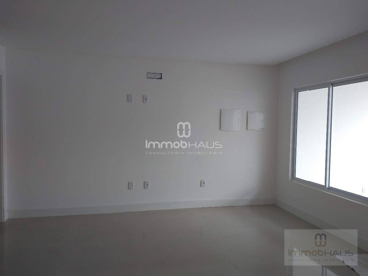 Sobrado à venda com 3 quartos, 182m² - Foto 5