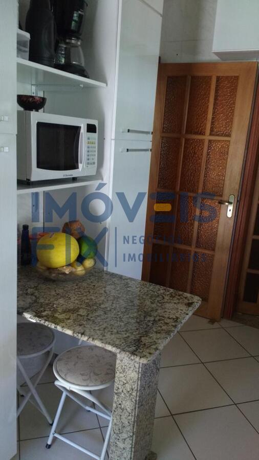 Casa de Condomínio à venda com 3 quartos, 290m² - Foto 14