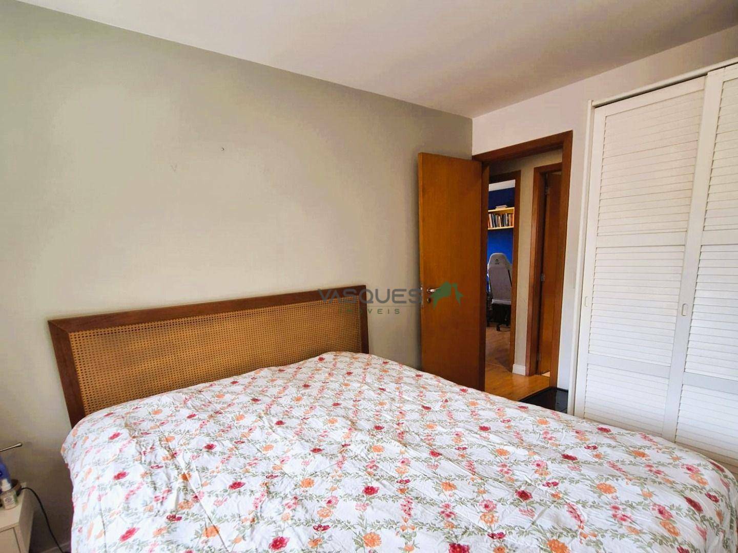 Apartamento à venda com 3 quartos, 120m² - Foto 14