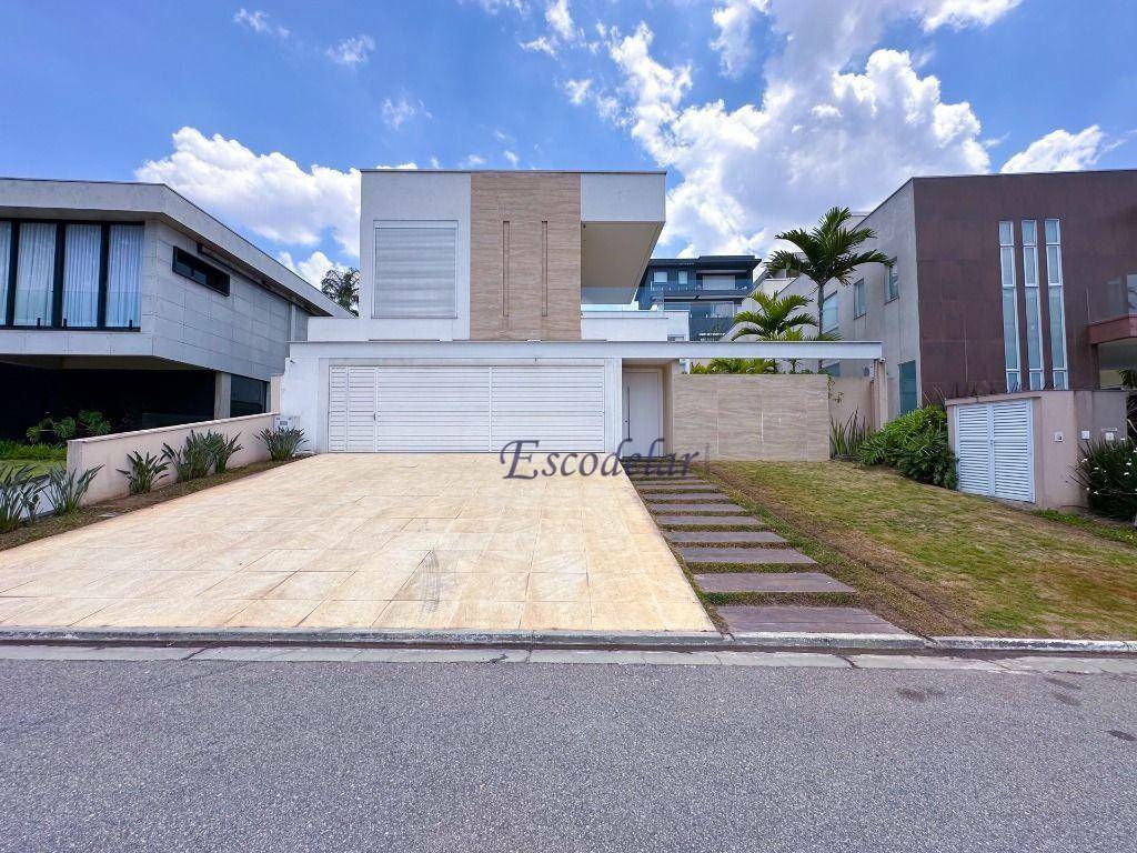 Casa de Condomínio para alugar com 4 quartos, 471m² - Foto 2