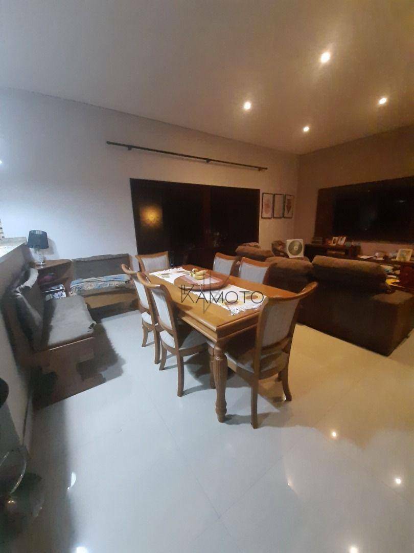 Sobrado à venda com 3 quartos, 335M2 - Foto 2