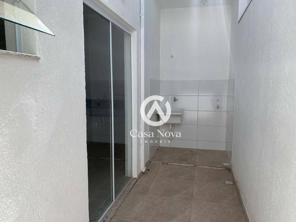 Casa à venda com 2 quartos, 85m² - Foto 10