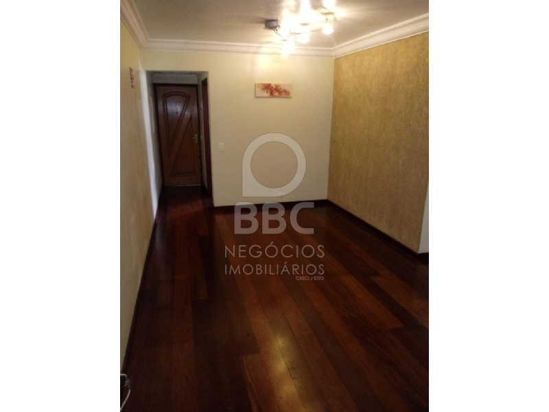 Apartamento à venda com 2 quartos, 70m² - Foto 5