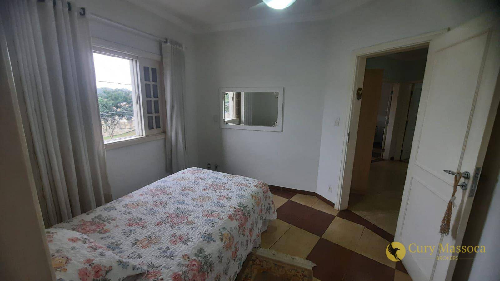 Casa de Condomínio à venda com 4 quartos, 349m² - Foto 11