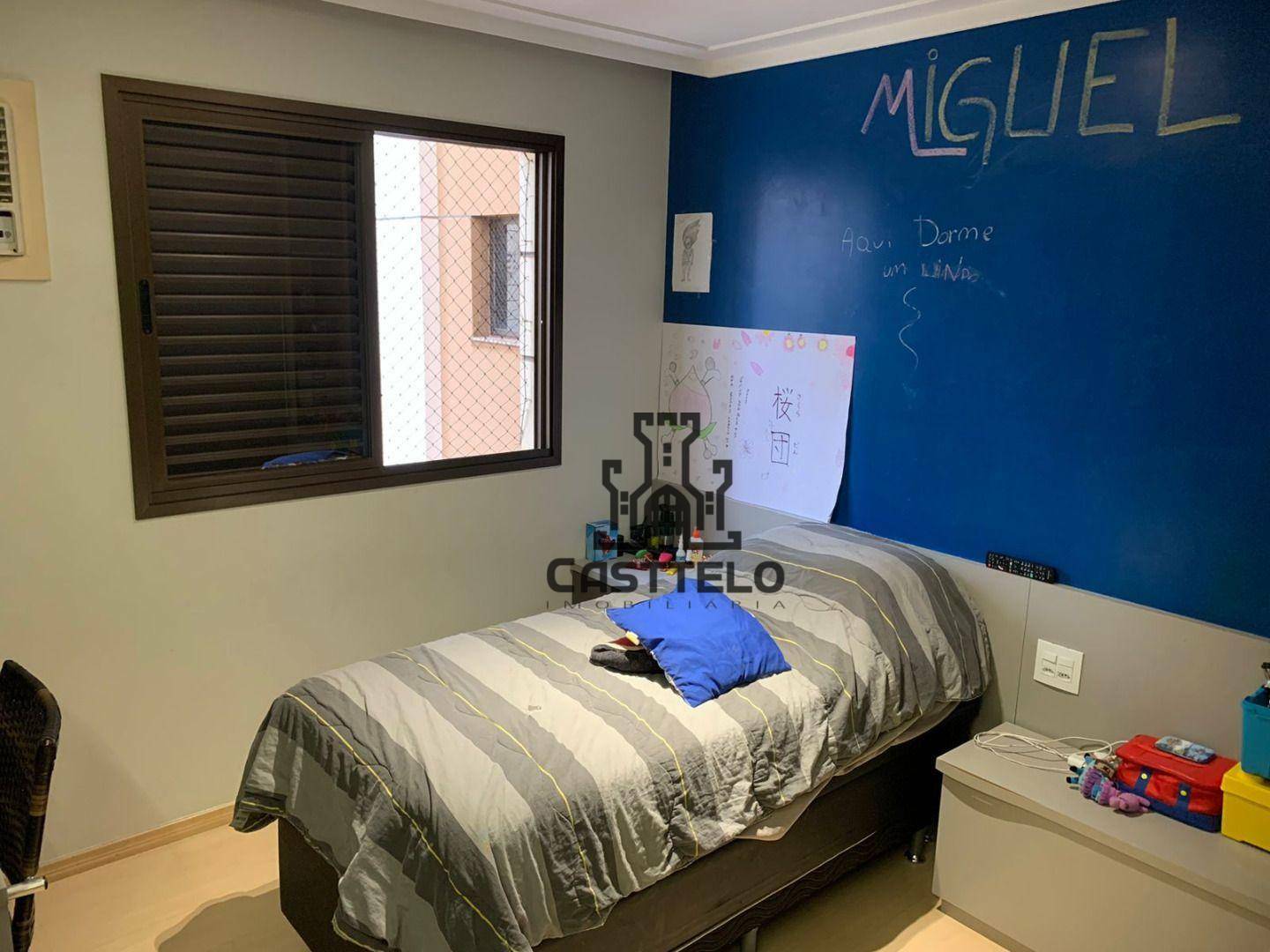 Apartamento à venda com 4 quartos, 214m² - Foto 15