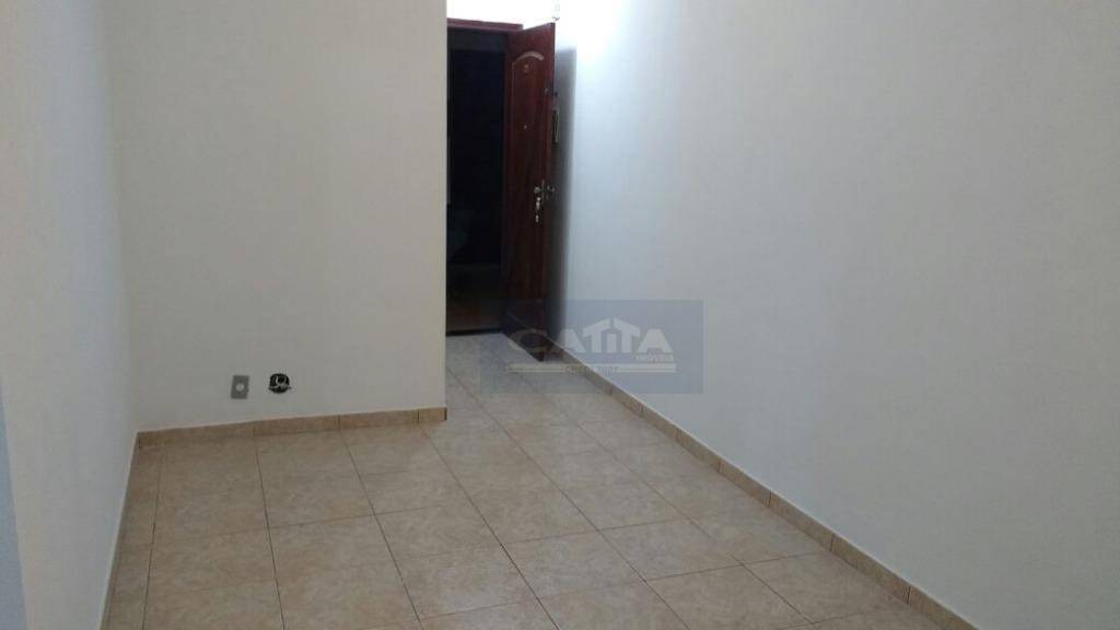 Apartamento à venda com 2 quartos, 50m² - Foto 2