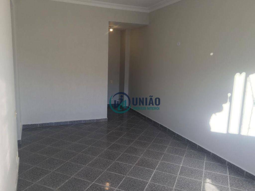 Apartamento à venda com 2 quartos, 62m² - Foto 1