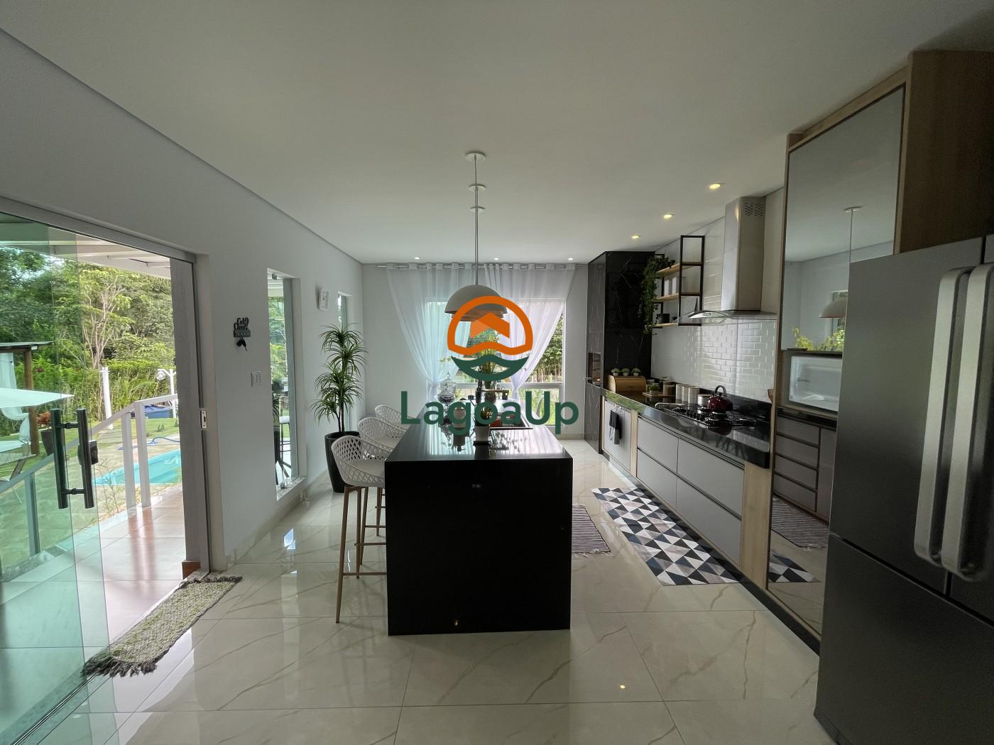Casa de Condomínio à venda com 3 quartos, 250m² - Foto 7