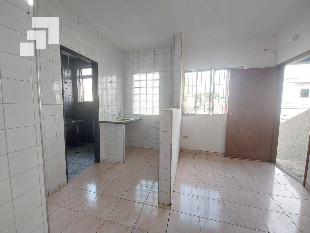 Casa para alugar com 1 quarto, 40m² - Foto 2