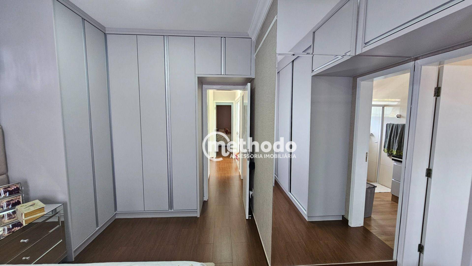 Casa à venda com 3 quartos, 255m² - Foto 27