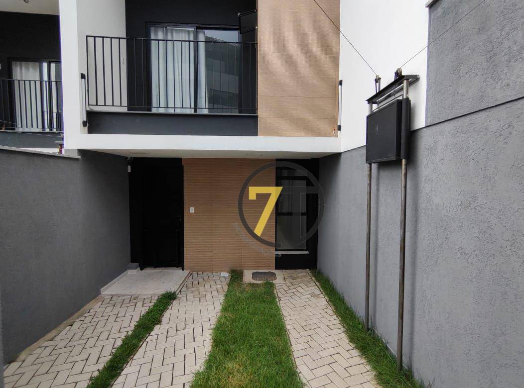 Casa à venda com 3 quartos, 84m² - Foto 2