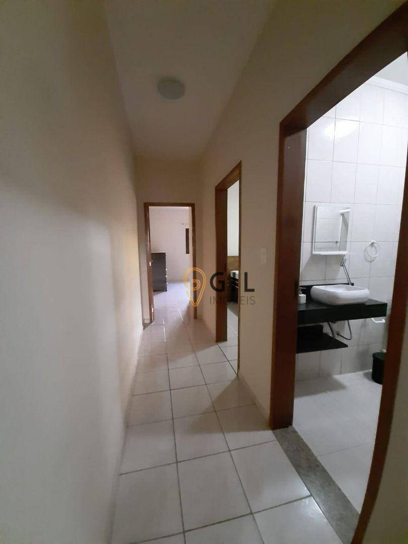 Casa à venda com 2 quartos, 100m² - Foto 8