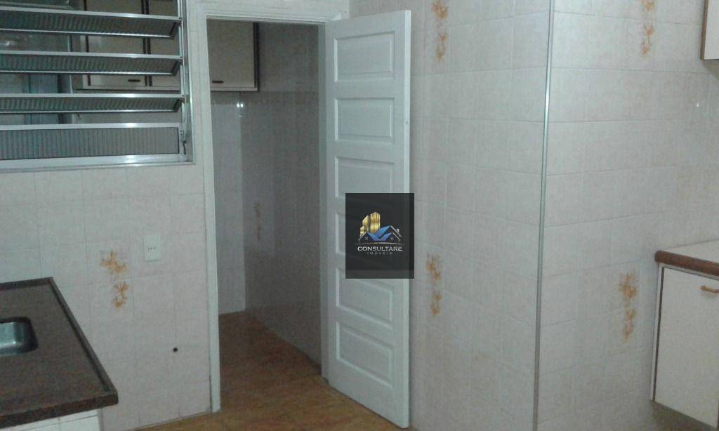 Apartamento à venda com 2 quartos, 70m² - Foto 21