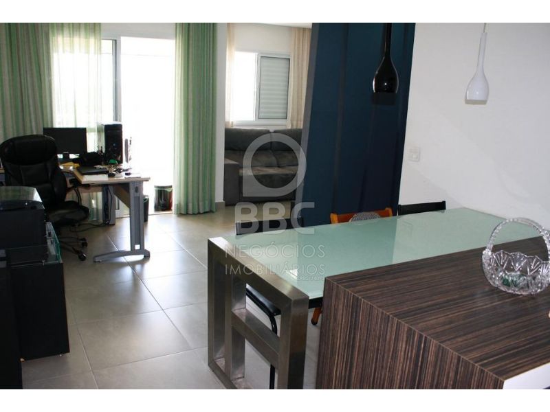 Apartamento à venda com 3 quartos, 77m² - Foto 1