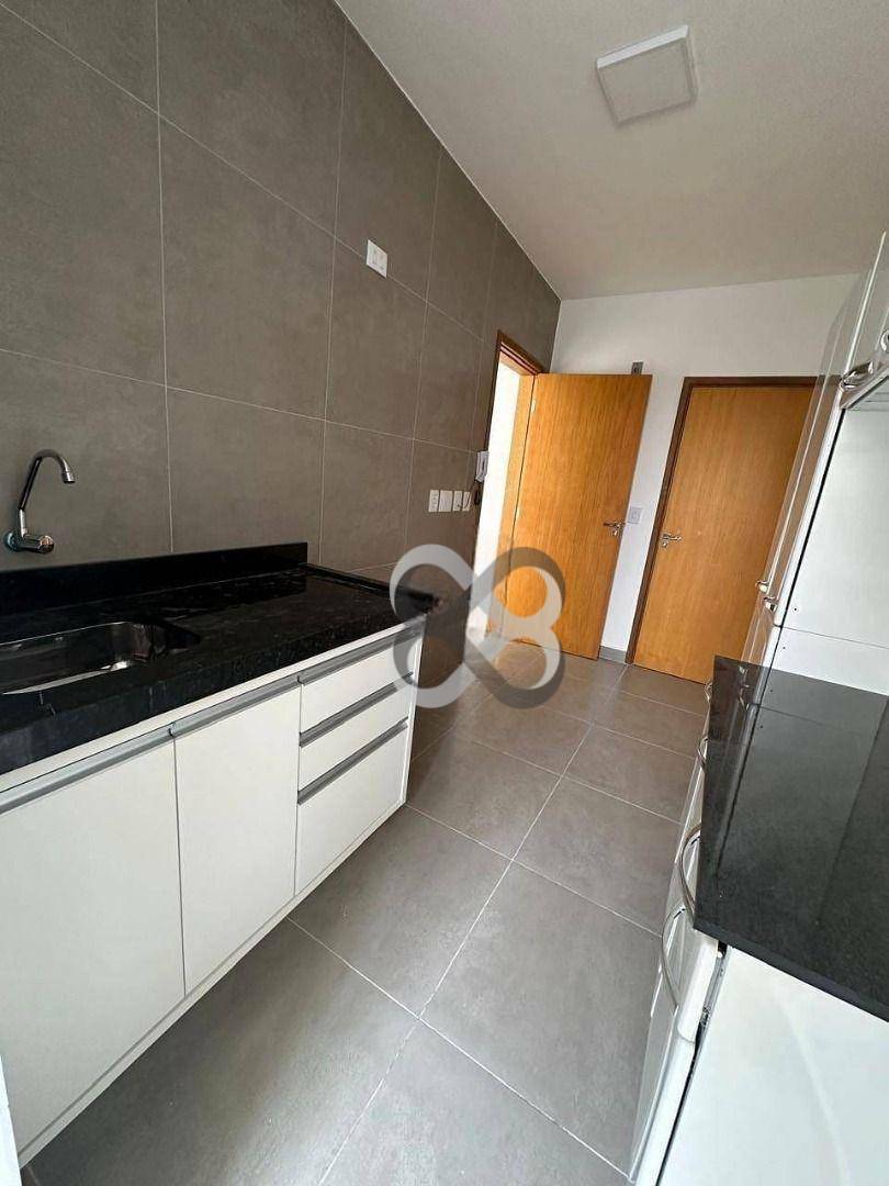 Apartamento para alugar com 3 quartos, 71m² - Foto 4