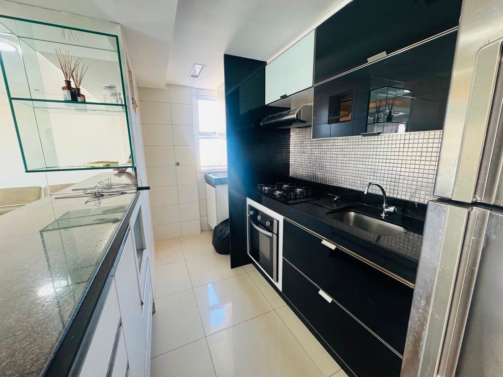 Apartamento à venda com 2 quartos, 75m² - Foto 5