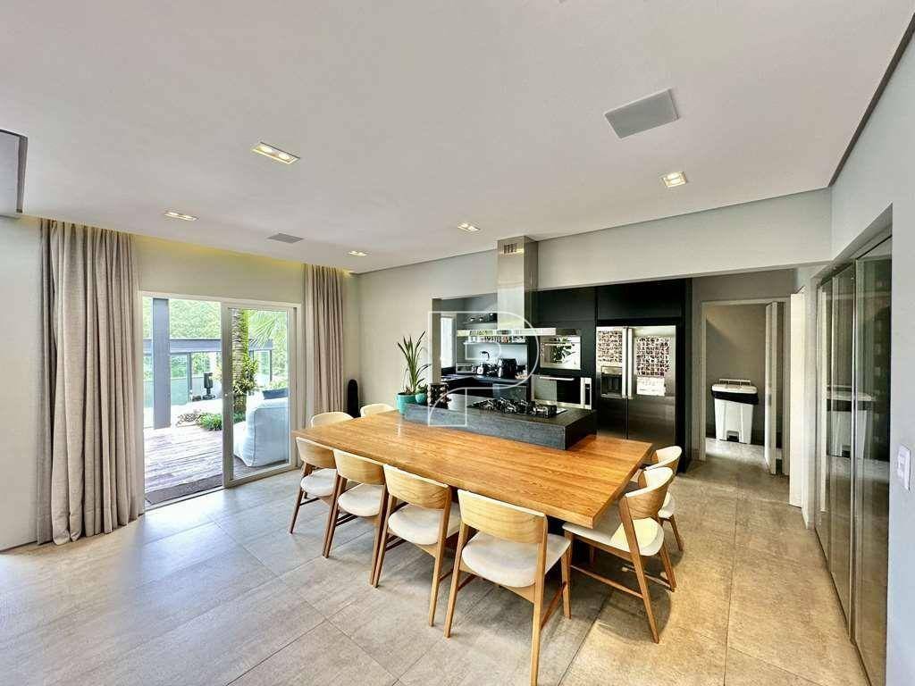 Casa de Condomínio à venda com 4 quartos, 463m² - Foto 6