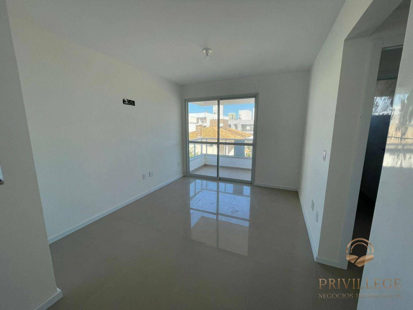 Apartamento à venda com 2 quartos, 61m² - Foto 11