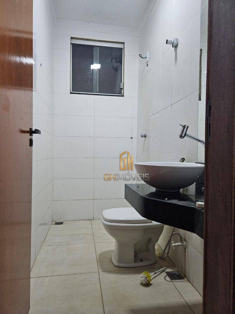 Casa à venda com 3 quartos, 108m² - Foto 18